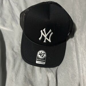 ’47 Black New York Yankees Trucker hat new with tags